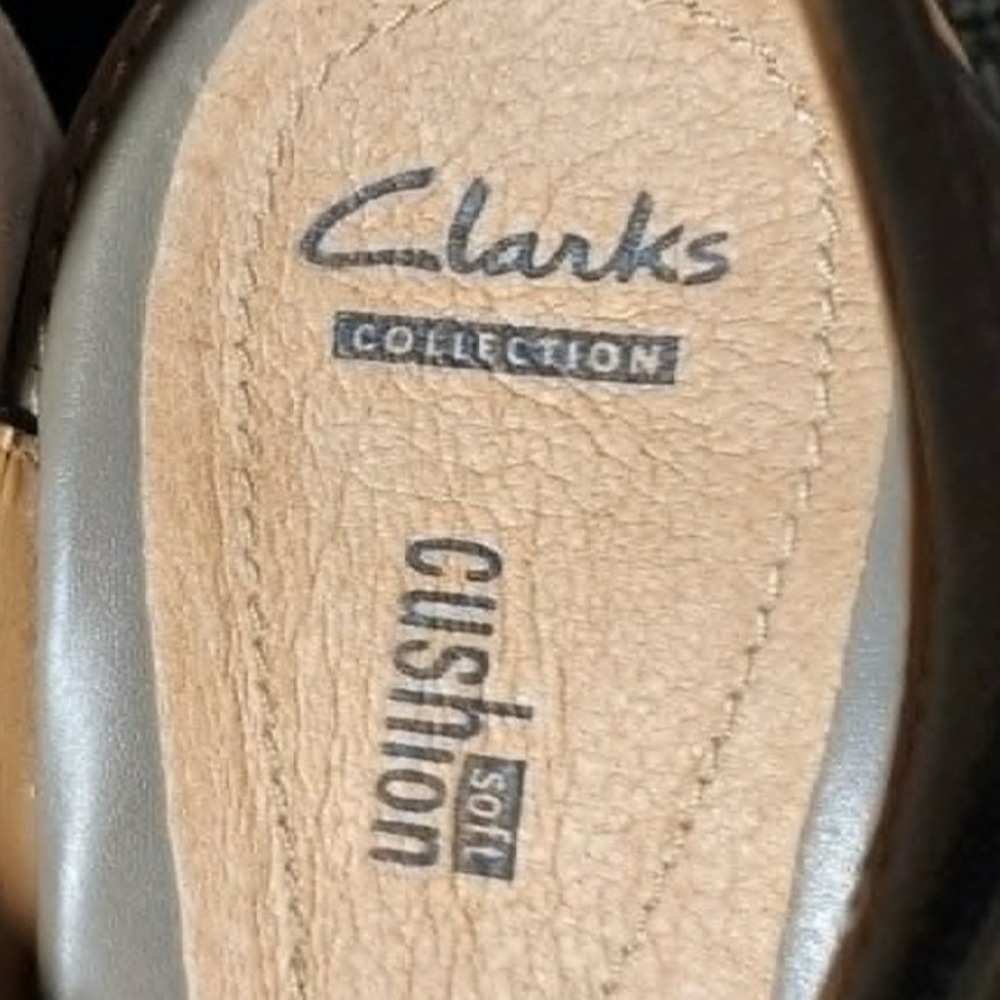 Clarks Taupe Leather Wedge Sandals Womens 11 Comfort Cushion Soft Casual Summer - Picture 5 of 9